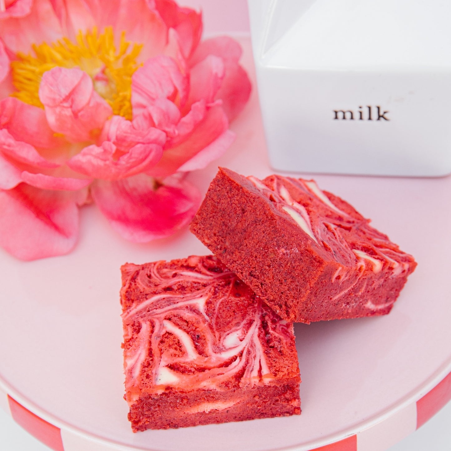 Brownie Red Velvet KETO Sin Azúcar